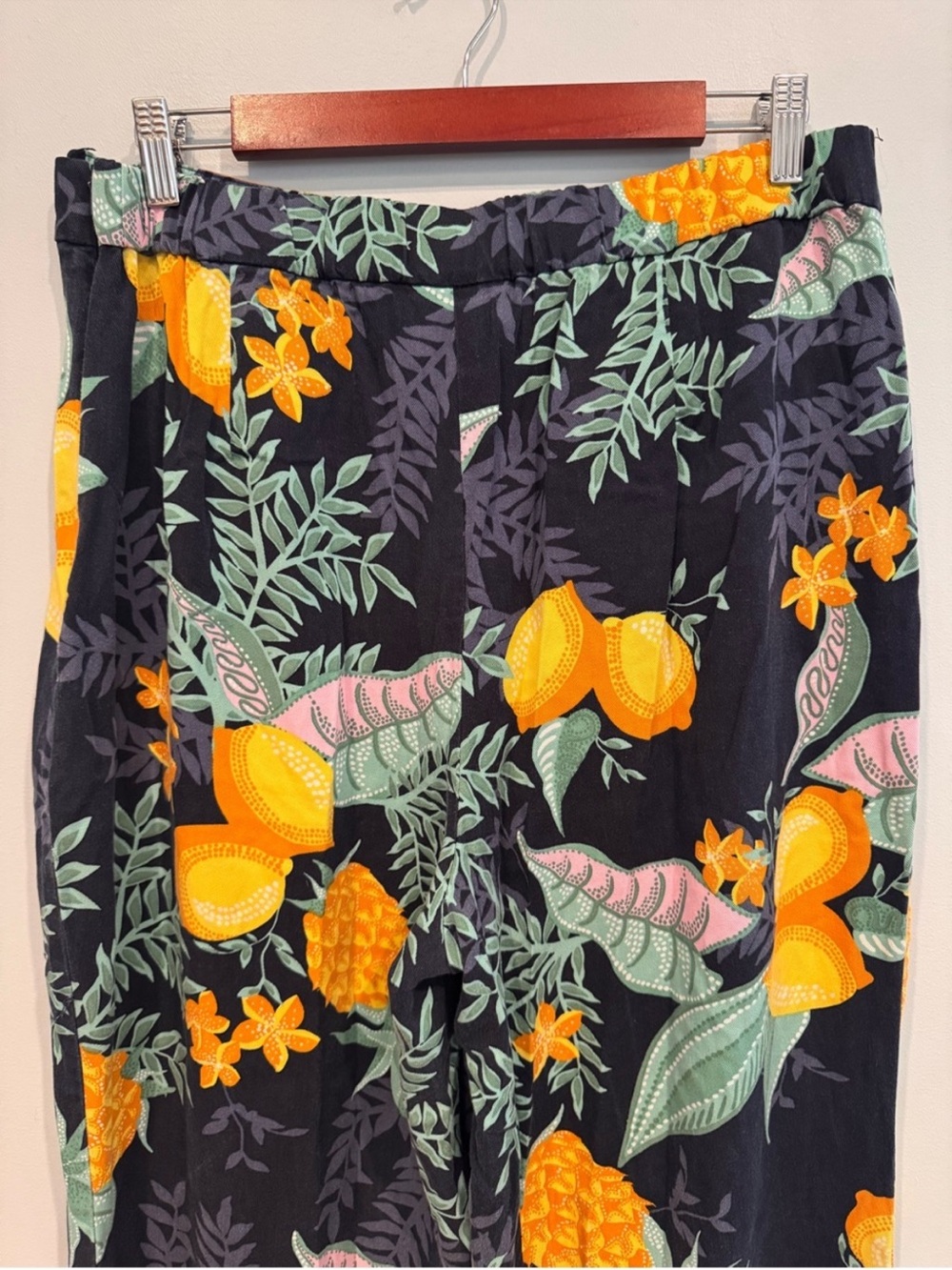 Maeve x Anthropologie Navy Wide-Leg Tropical Escape Print Pants - Picture 7 of 11